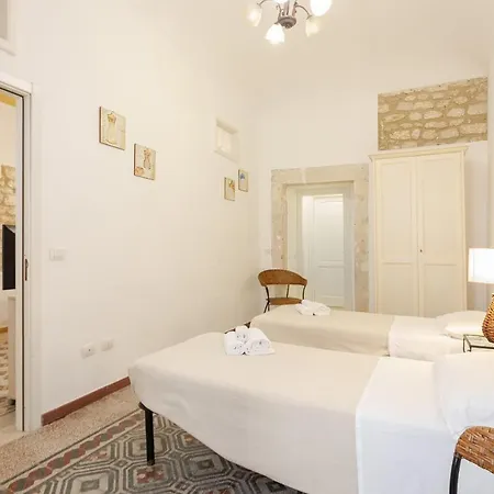 Salomone I By Wonderful Italy Syracuse