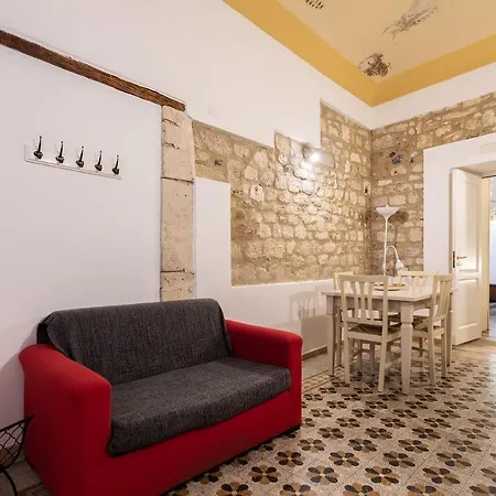 Salomone I By Wonderful Italy * Syracuse